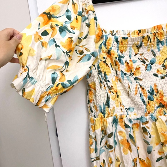 Gap Linen-Blend Puff Sleeve Midi Dress in Yellow Floral - Picture 5 of 7